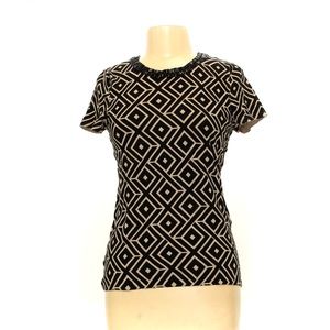 Short-sleeve top